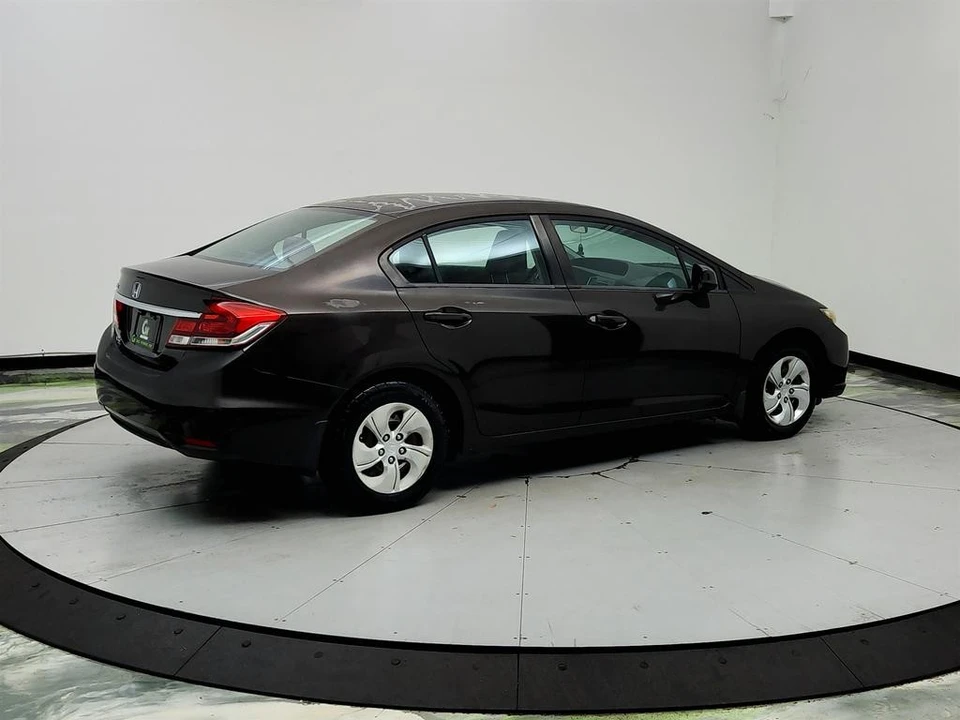 2013 Honda Civic 9th Gen - Image 5 of 31