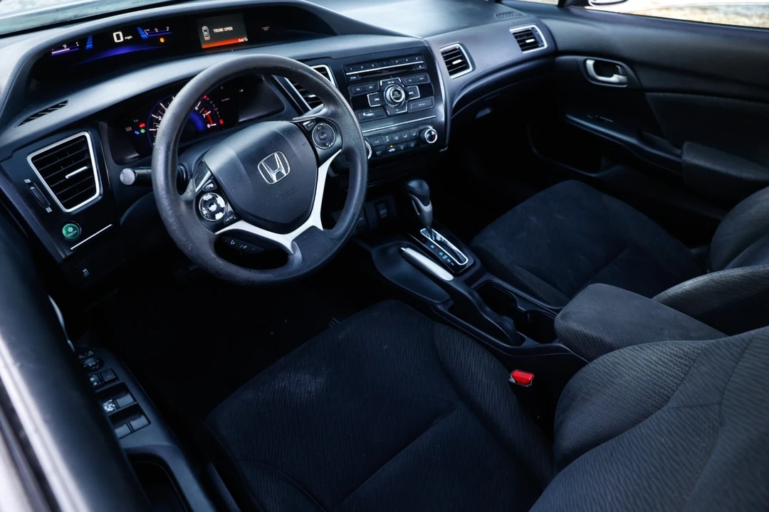 2013 Honda Civic 9th Gen - Image 4 of 12