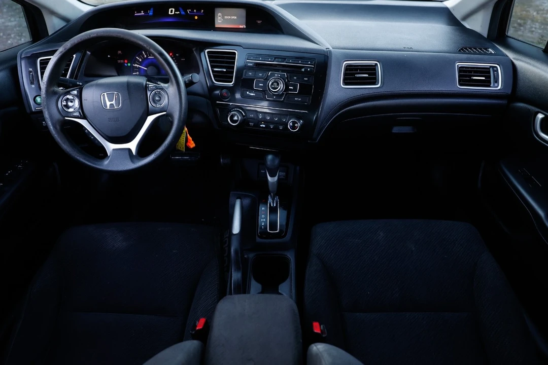 2013 Honda Civic 9th Gen - Image 2 of 12
