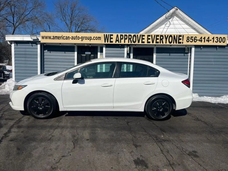 2013 Honda Civic 9th Gen - Image 3 of 12