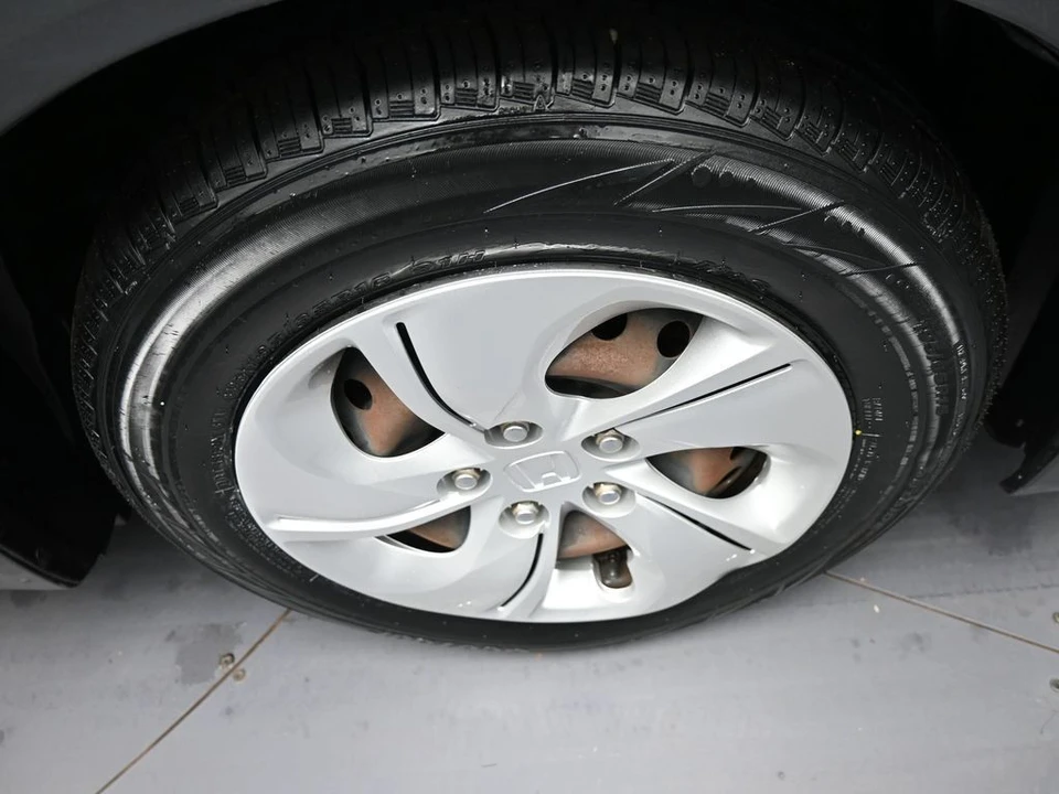 2013 Honda Civic 9th Gen - Image 13 of 21