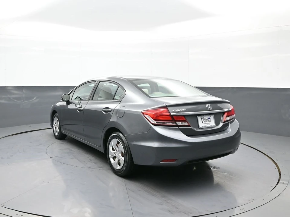 2013 Honda Civic 9th Gen - Image 8 of 21