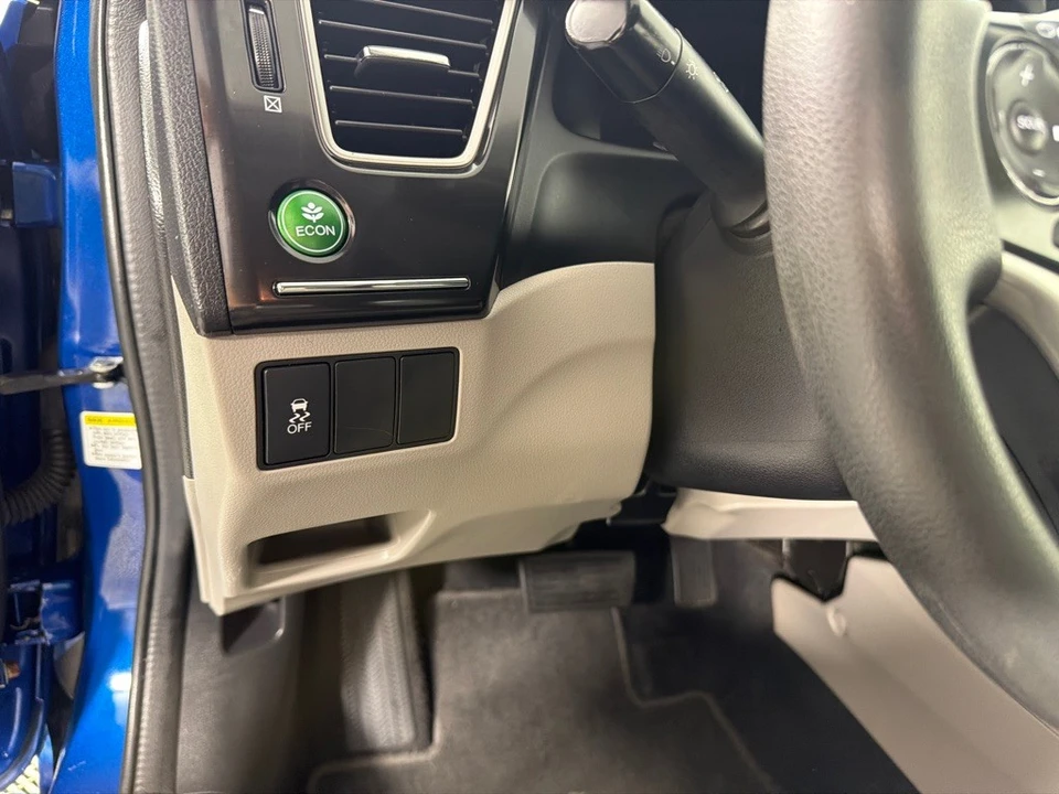 2013 Honda Civic 9th Gen - Image 11 of 23
