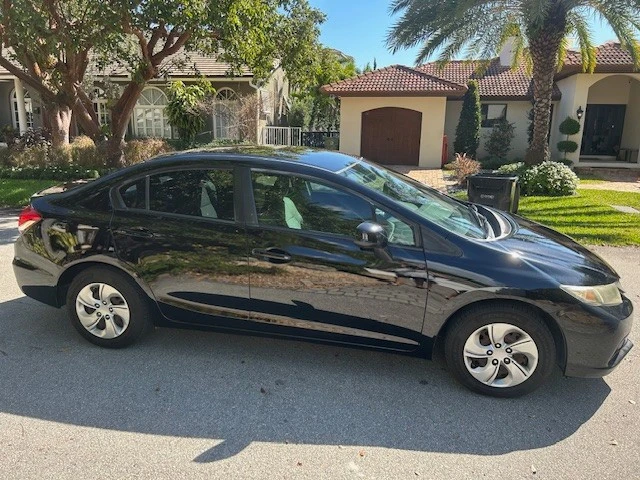 2013 Honda Civic 9th Gen - Image 7 of 23