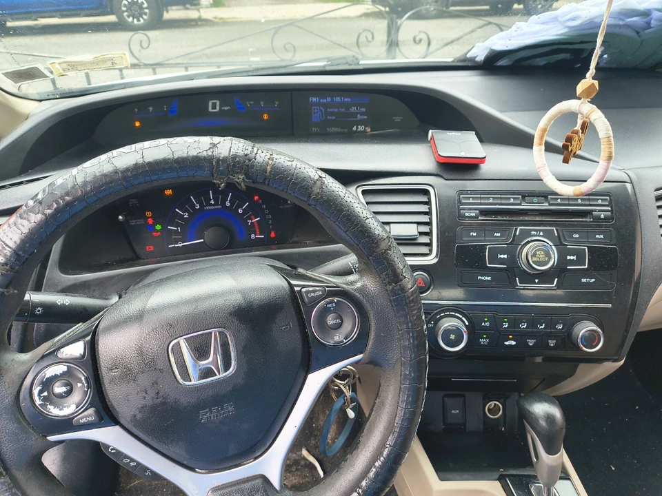 2013 Honda Civic 9th Gen - Image 11 of 12
