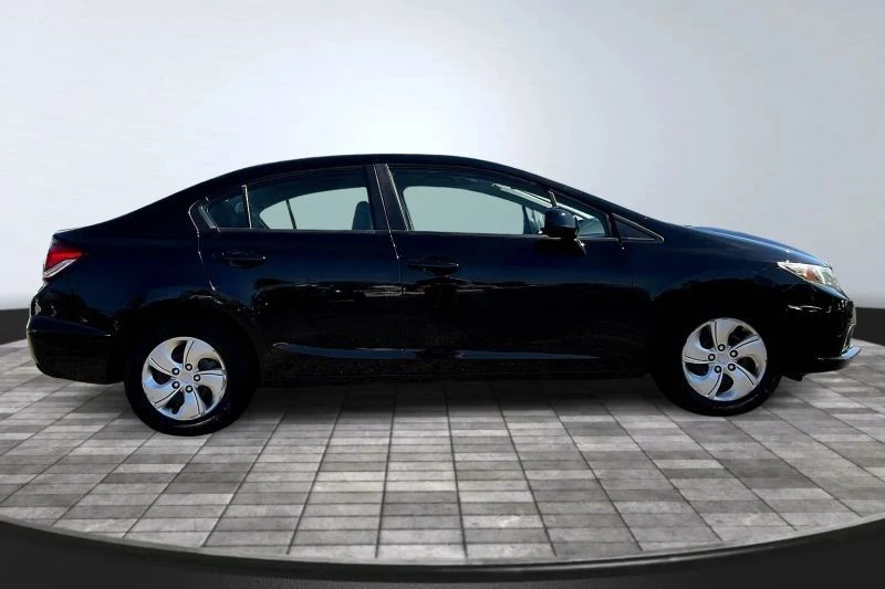 2013 Honda Civic 9th Gen - Image 8 of 12