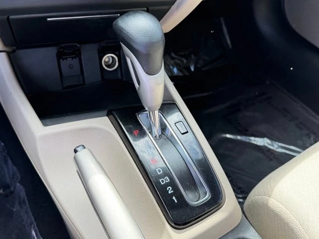 2013 Honda Civic 9th Gen - Image 26 of 30