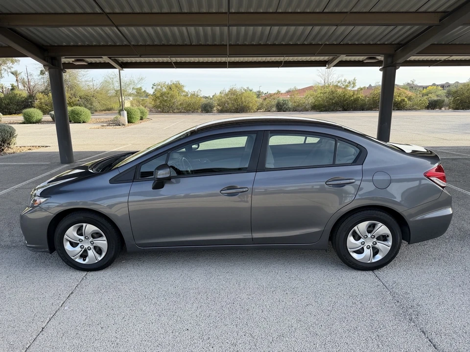 2013 Honda Civic 9th Gen - Image 8 of 21