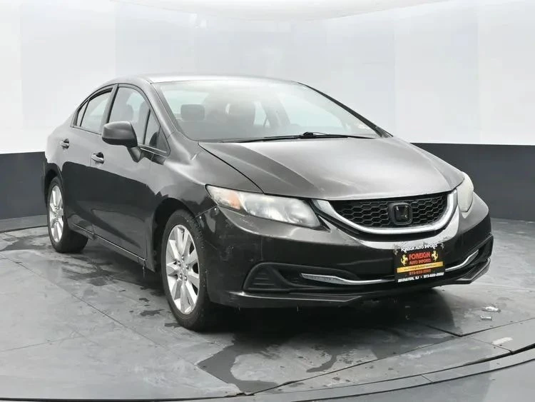 2013 Honda Civic 9th Gen - Image 2 of 12