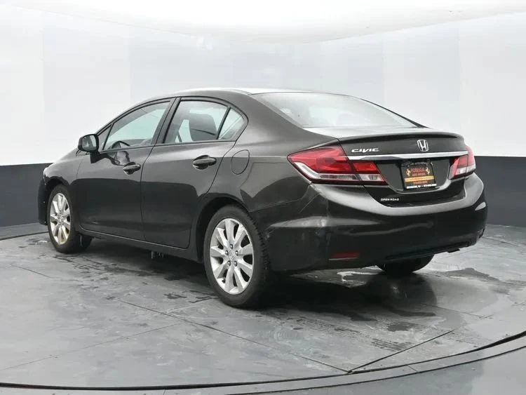 2013 Honda Civic 9th Gen - Image 9 of 12