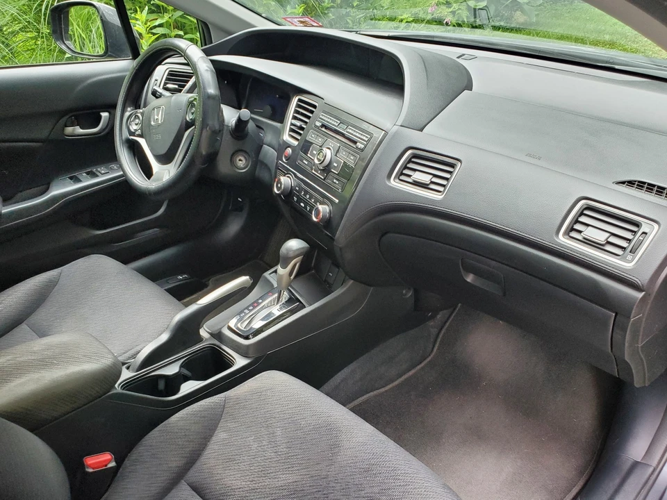 2013 Honda Civic 9th Gen - Image 15 of 20
