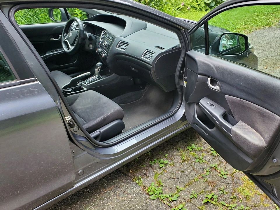 2013 Honda Civic 9th Gen - Image 23 of 31