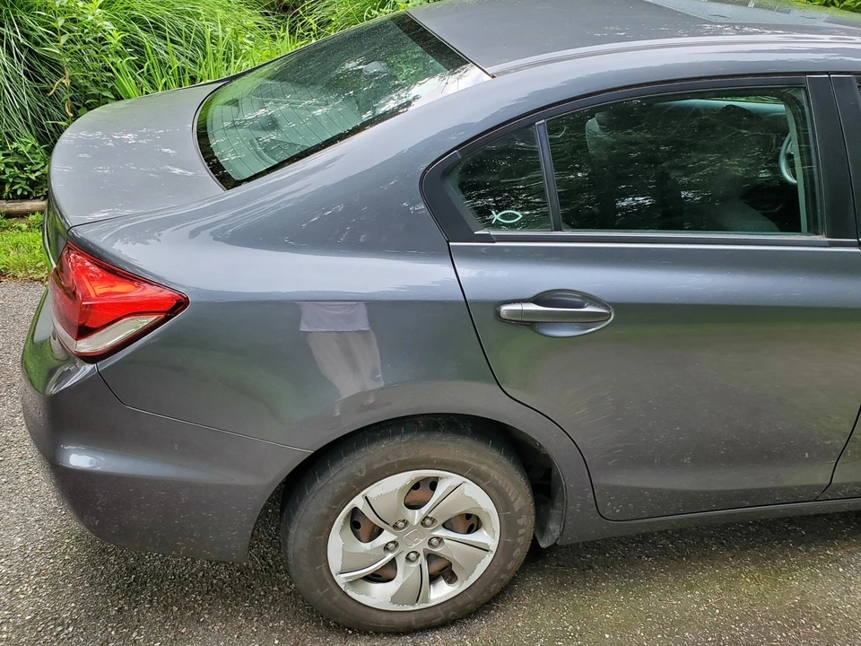 2013 Honda Civic 9th Gen - Image 10 of 20