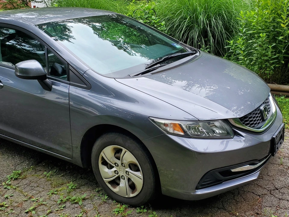 2013 Honda Civic 9th Gen - Image 2 of 20