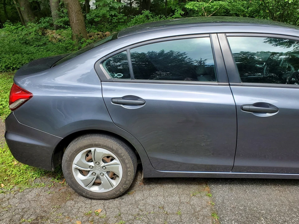 2013 Honda Civic 9th Gen - Image 4 of 31