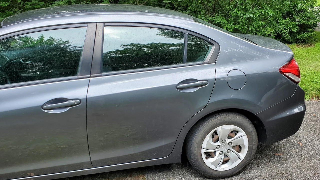 2013 Honda Civic 9th Gen - Image 11 of 31
