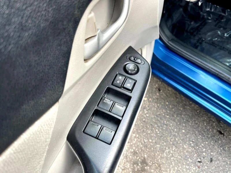 2013 Honda Civic 9th Gen - Image 10 of 12