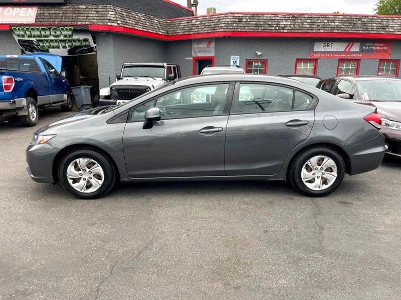 2013 Honda Civic 9th Gen - Image 5 of 12