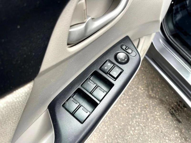 2013 Honda Civic 9th Gen - Image 10 of 12
