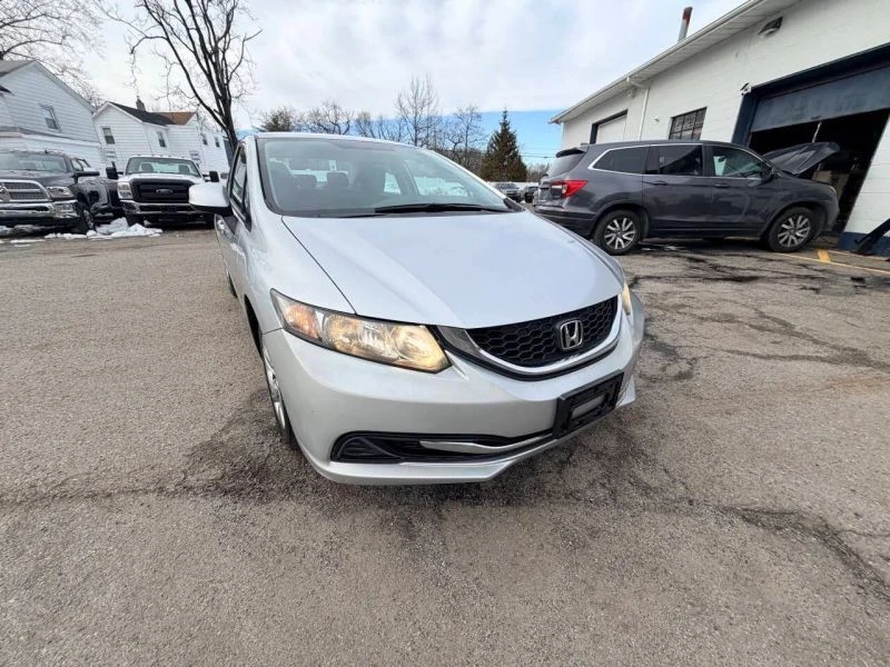 2013 Honda Civic 9th Gen - Image 4 of 12