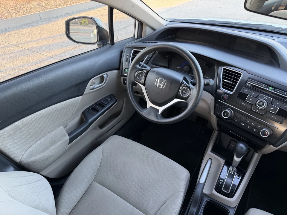 2013 Honda Civic 9th Gen - Image 16 of 28