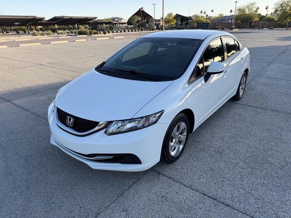2013 Honda Civic 9th Gen - Image 5 of 28