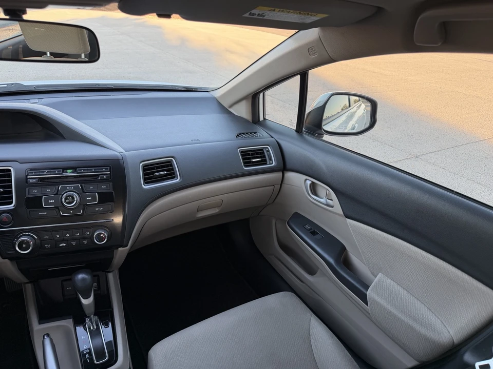 2013 Honda Civic 9th Gen - Image 17 of 28
