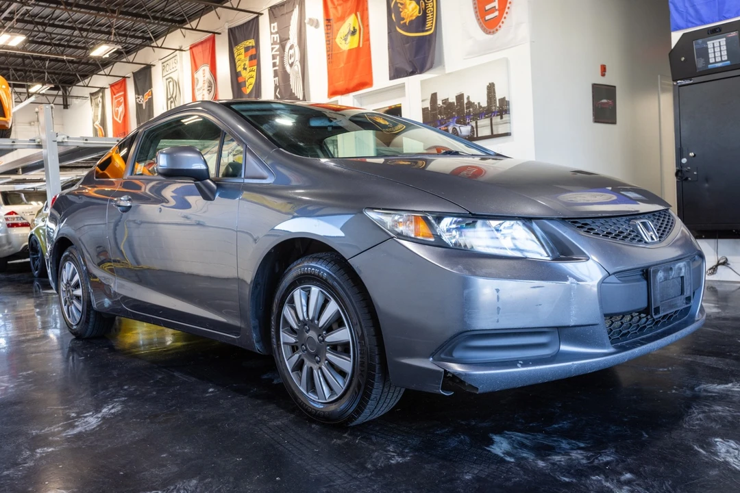 2013 Honda Civic 9th Gen - Image 16 of 31