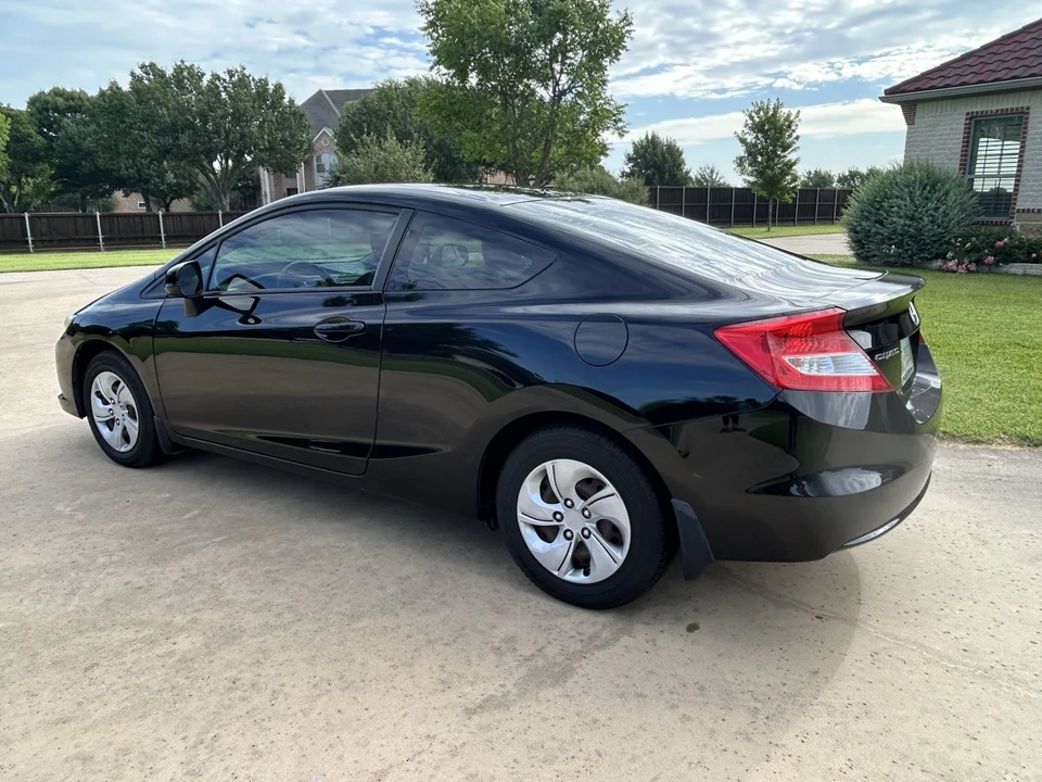 2013 Honda Civic 9th Gen - Image 2 of 21