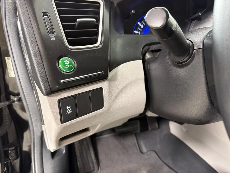 2013 Honda Civic 9th Gen - Image 14 of 21