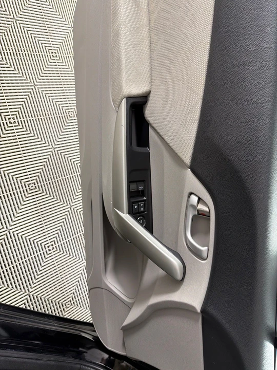 2013 Honda Civic 9th Gen - Image 11 of 21