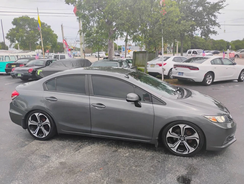 2013 Honda Civic 9th Gen - Image 6 of 26