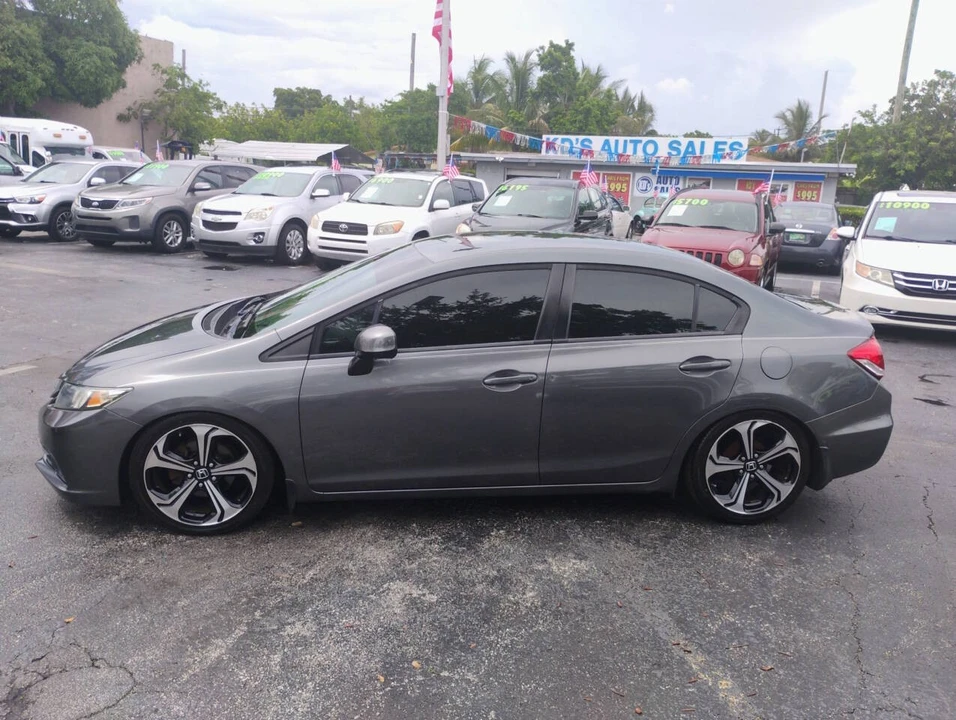 2013 Honda Civic 9th Gen - Image 2 of 26