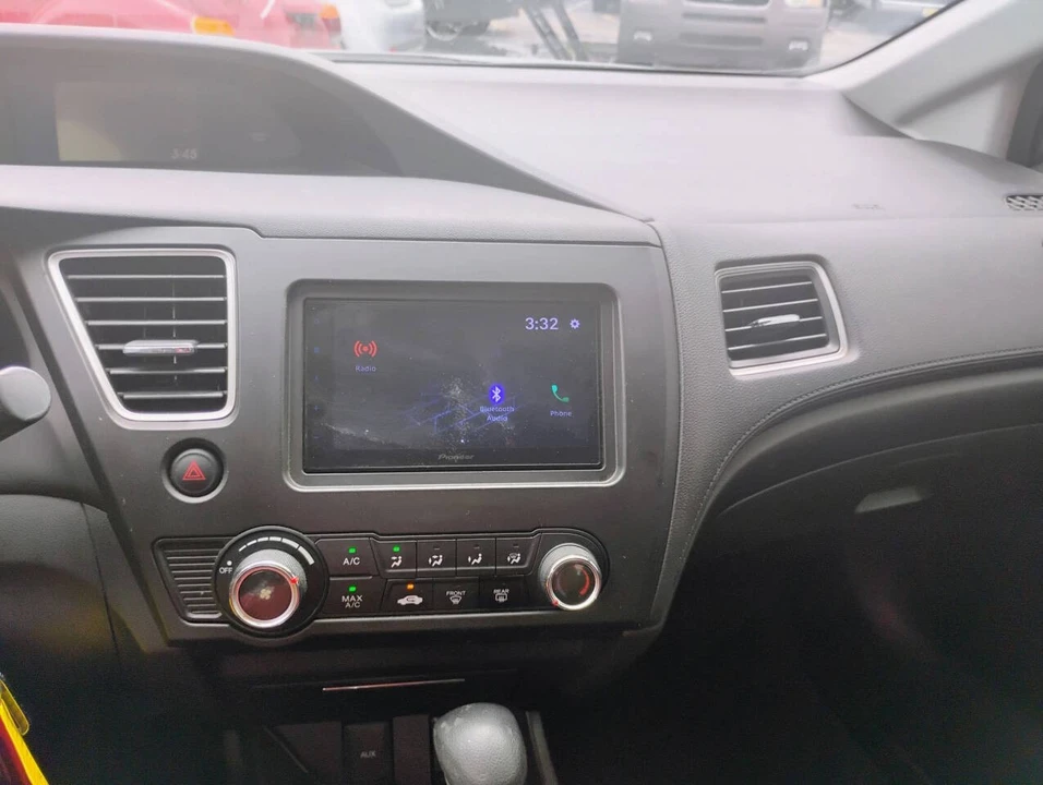 2013 Honda Civic 9th Gen - Image 21 of 26