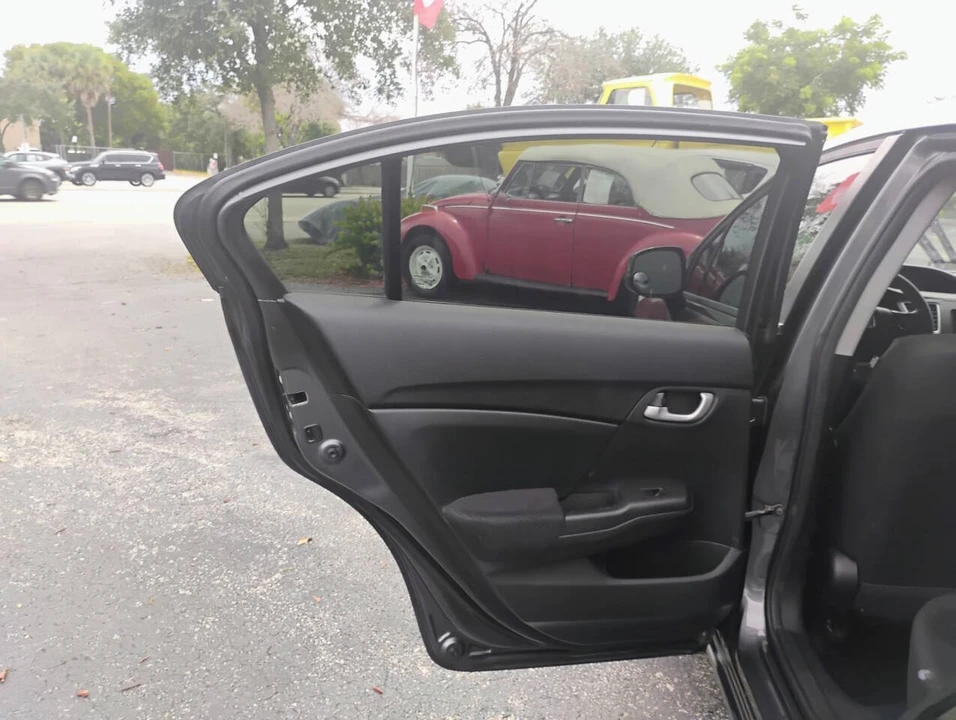 2013 Honda Civic 9th Gen - Image 16 of 26