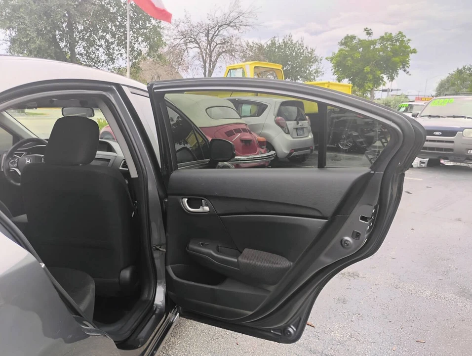 2013 Honda Civic 9th Gen - Image 18 of 26