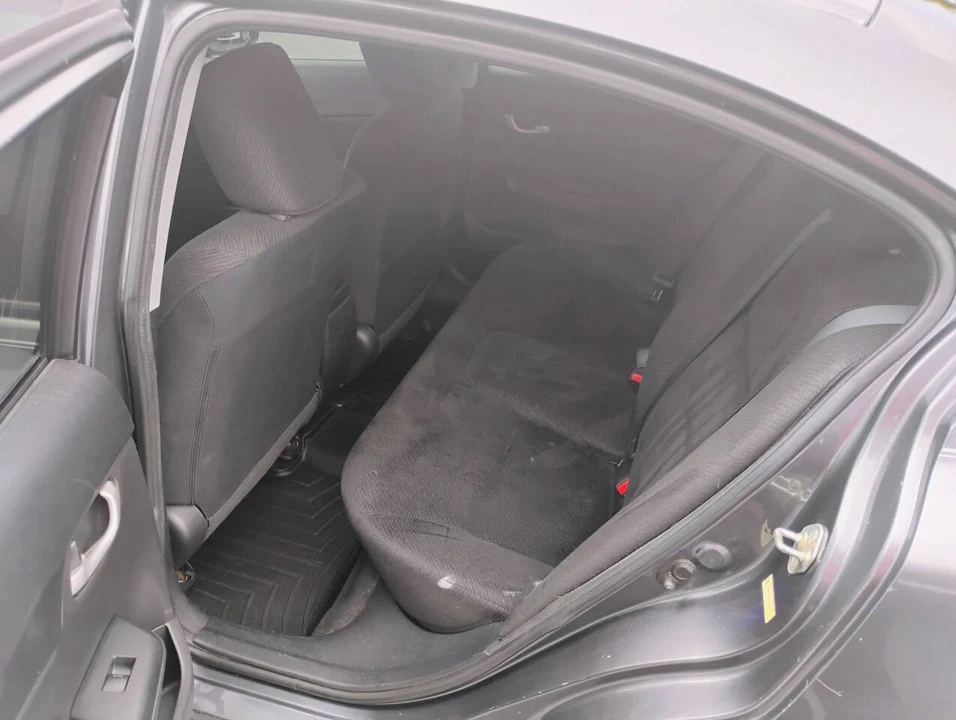 2013 Honda Civic 9th Gen - Image 15 of 26