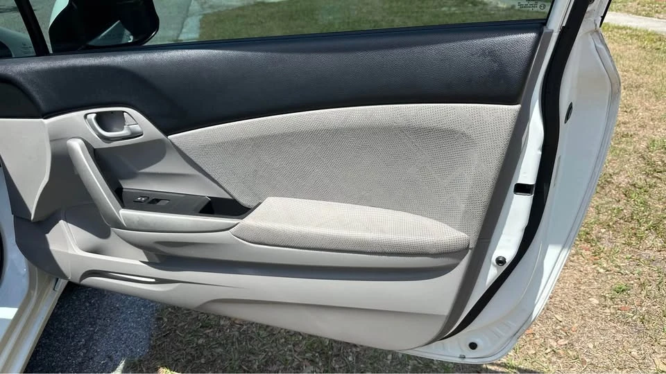 2013 Honda Civic 9th Gen - Image 8 of 20