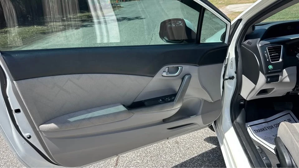 2013 Honda Civic 9th Gen - Image 9 of 20