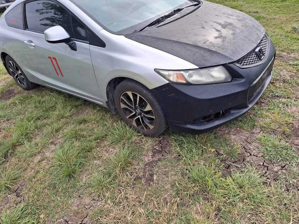 2013 Honda Civic 9th Gen - Image 3 of 10