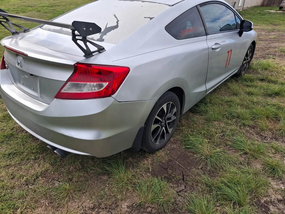 2013 Honda Civic 9th Gen - Image 5 of 10