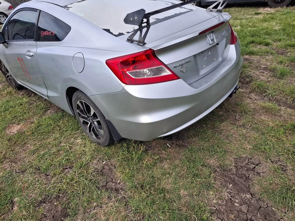 2013 Honda Civic 9th Gen - Image 6 of 10