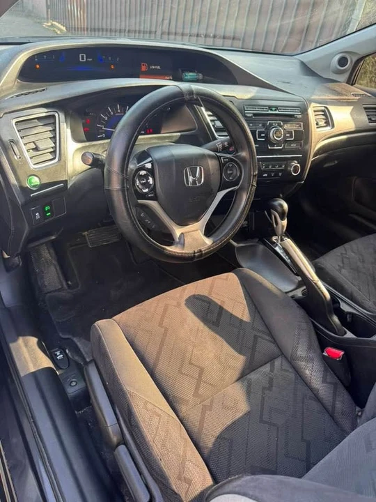 2013 Honda Civic 9th Gen - Image 10 of 12