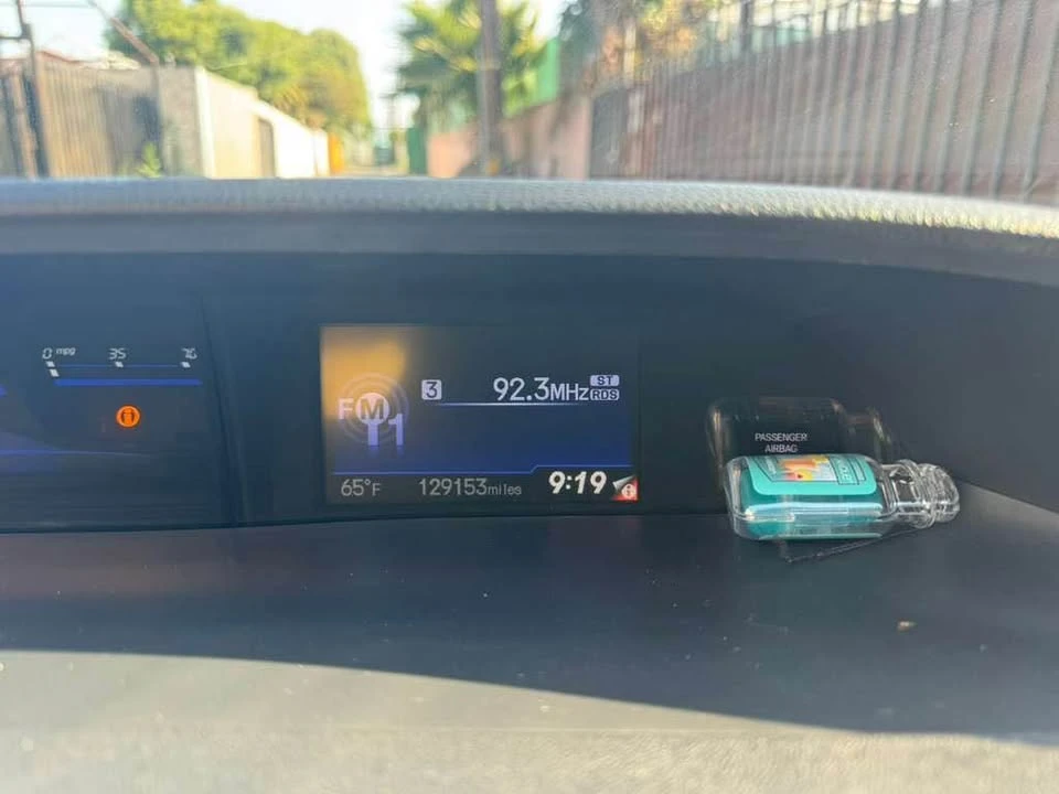 2013 Honda Civic 9th Gen - Image 9 of 12
