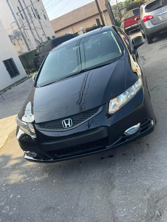 2013 Honda Civic 9th Gen - Image 3 of 12