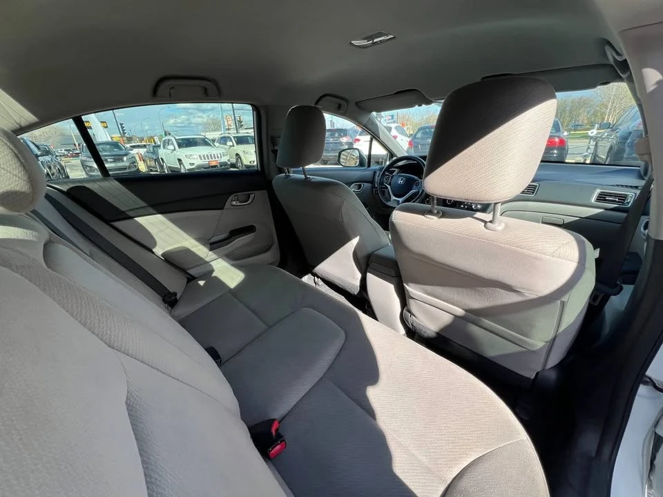 2013 Honda Civic 9th Gen - Image 14 of 20
