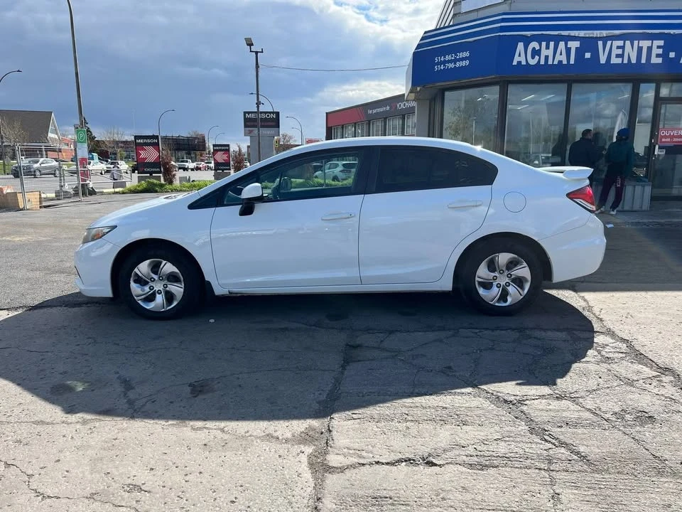 2013 Honda Civic 9th Gen - Image 16 of 20