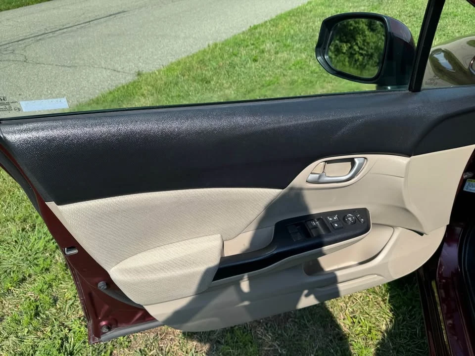 2013 Honda Civic 9th Gen - Image 12 of 19