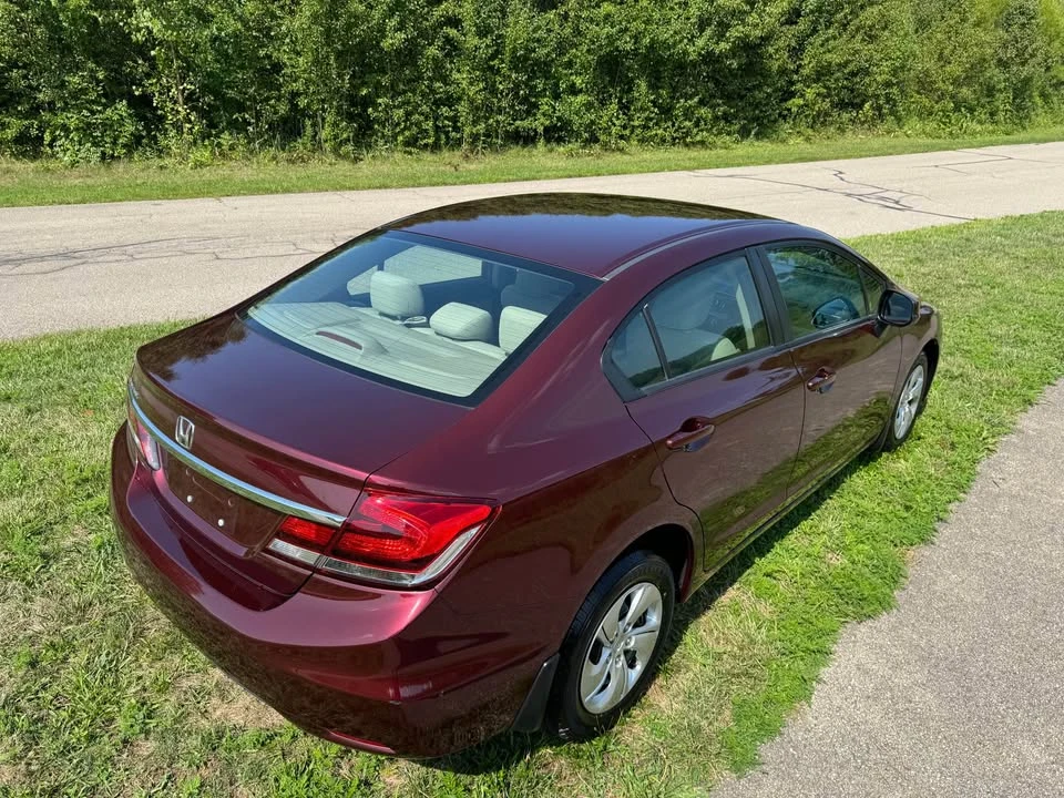 2013 Honda Civic 9th Gen - Image 7 of 19