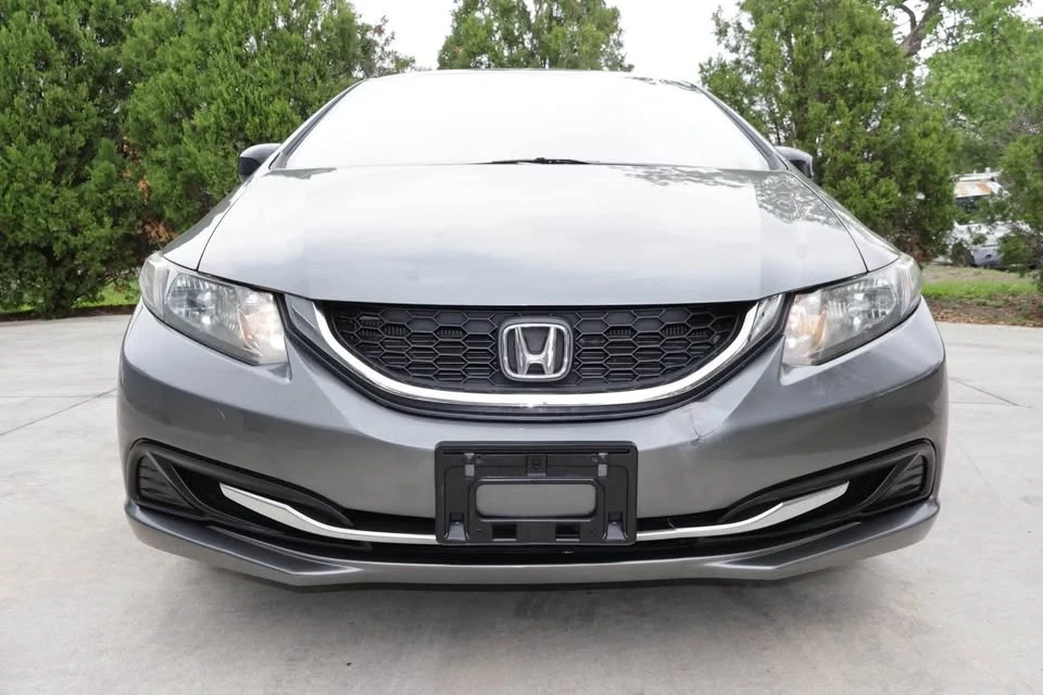 2013 Honda Civic 9th Gen - Image 5 of 15